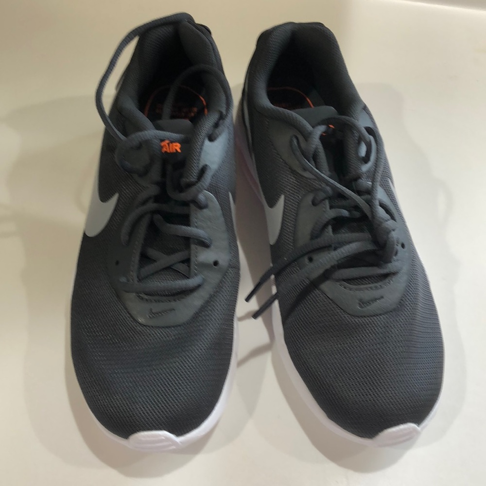 Nike air
